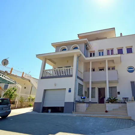 Anda-2 By Interhome דירה *